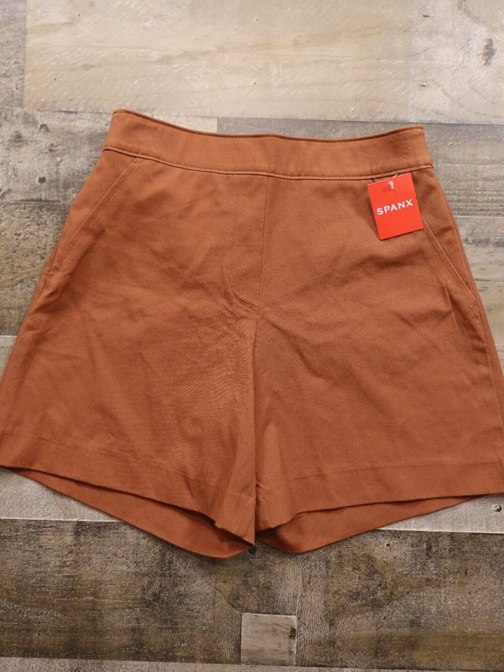 Spanx On-the-Go 6” Shorts Women’s XS Bronze Glow Stretch Pull On NWT